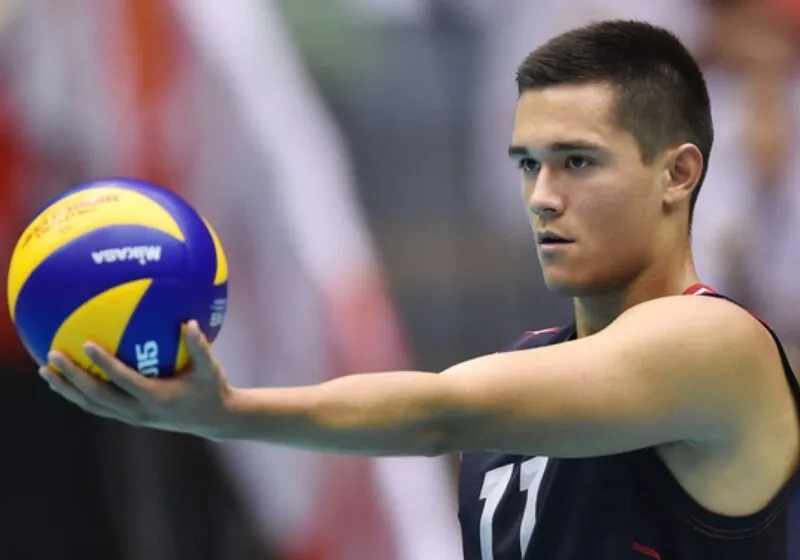 VĐV bóng chuyền Micah Christenson
