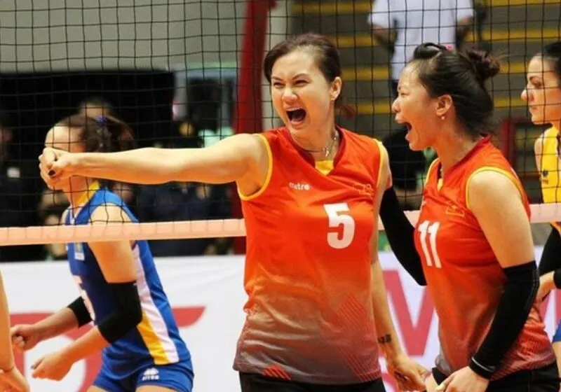 phạm kim huệ bóng chuyền