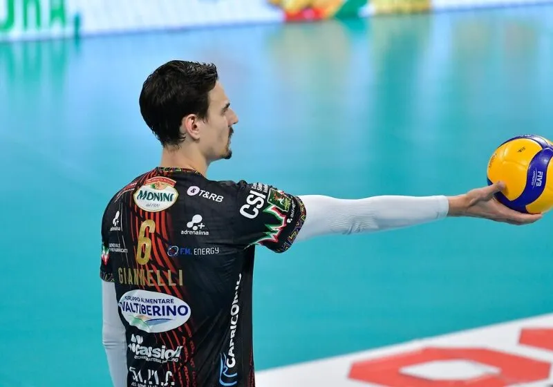 VĐV bóng chuyền Simone Giannelli